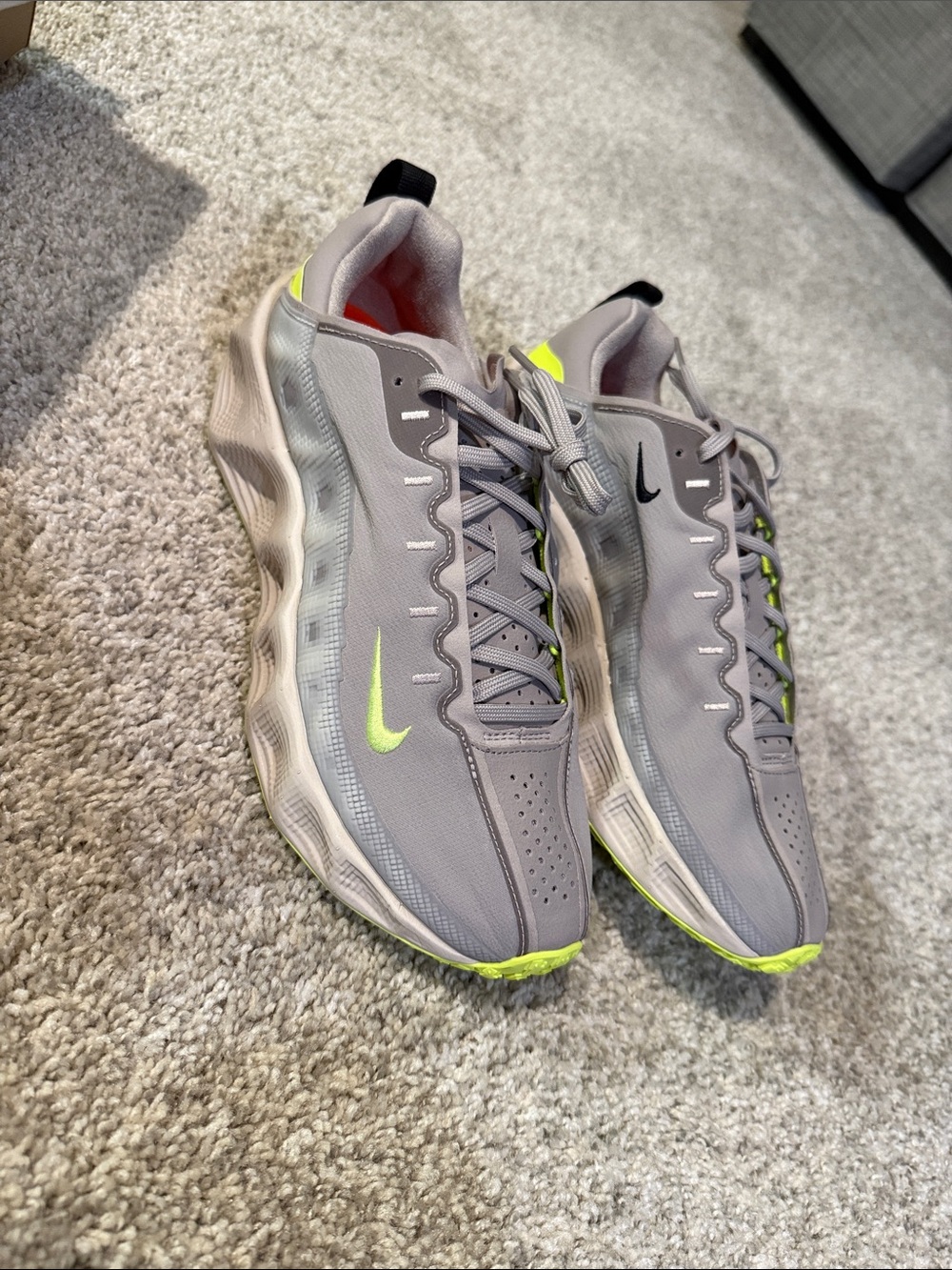 NWT Nike Men’s Ava Rover Sneakers